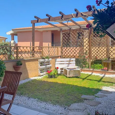 Appartamento Casa Quasimodo, Con Patio E Giardino Privato Olbia