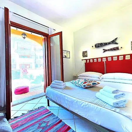 Casa Quasimodo, Con Patio E Giardino Privato