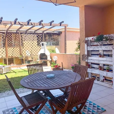 Apartment Casa Quasimodo, Con Patio E Giardino Privato