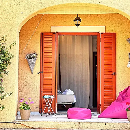 Casa Quasimodo, Con Patio E Giardino Privato * Olbia